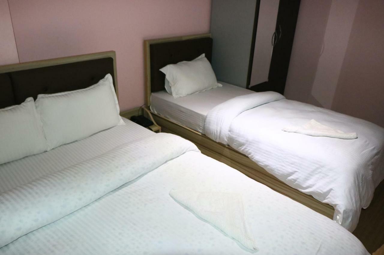 Hotel Samrajya Pvt. Ltd. Катманду Экстерьер фото
